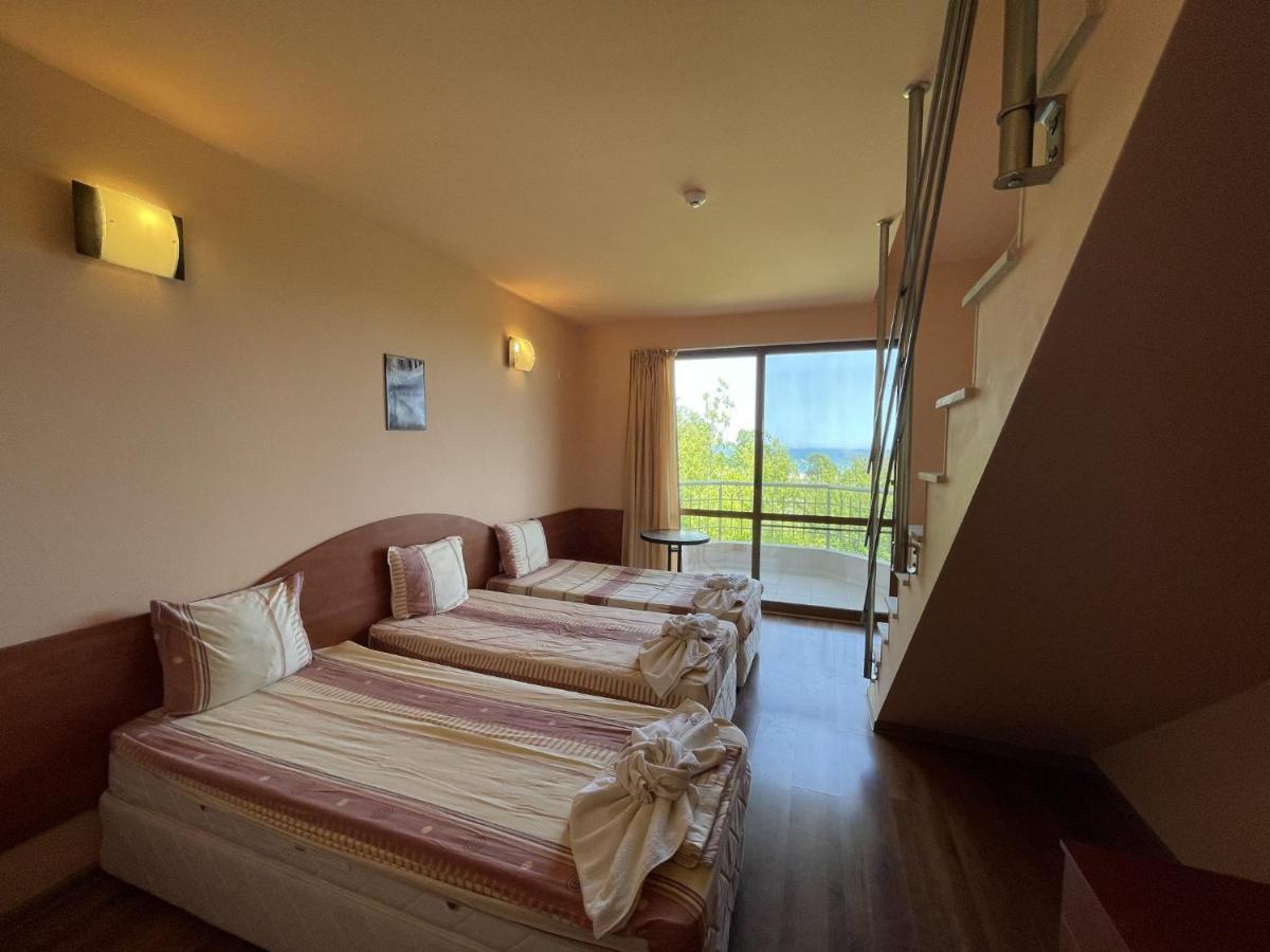 Hotel Vega Kranevo Esterno foto